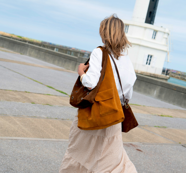 Sac big Agatha daim cognac